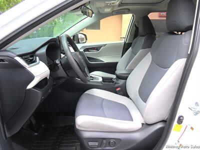 2019 Toyota RAV4 Hybrid XLE   - Photo 10 - Durango, CO 81301
