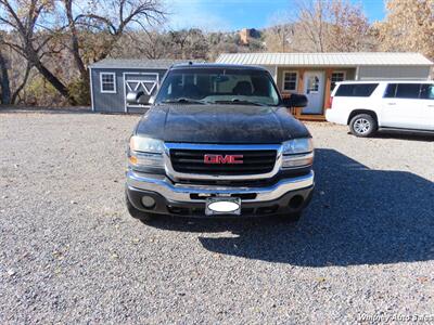 2005 GMC Sierra 2500 SLE   - Photo 8 - Durango, CO 81301