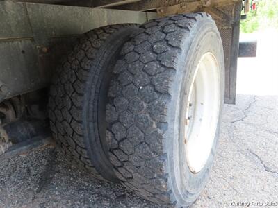 2002 Freightliner FL60   - Photo 27 - Durango, CO 81301