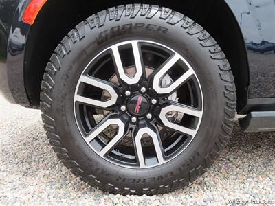 2023 GMC Yukon XL  AT4 - Photo 39 - Durango, CO 81301