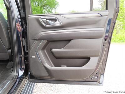 2023 GMC Yukon XL  AT4 - Photo 31 - Durango, CO 81301