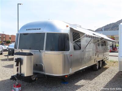 2023 Airstream Classic 33FB Land Yacht - Photo 4 - Durango, CO 81301