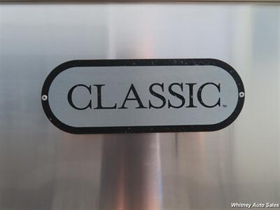 2023 Airstream Classic 33FB Land Yacht - Photo 10 - Durango, CO 81301