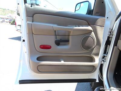 2004 Dodge Ram 3500 SLT - Photo 11 - Durango, CO 81301