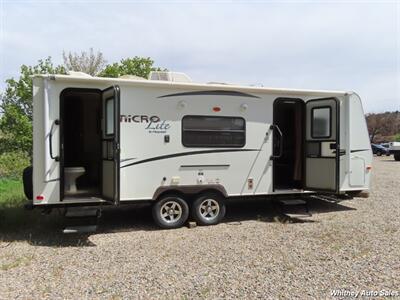 2015 Forest River Flagstaff Micro Lite  25KS - Photo 2 - Durango, CO 81301