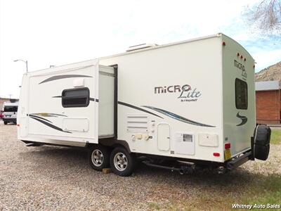 2015 Forest River Flagstaff Micro Lite  25KS - Photo 5 - Durango, CO 81301