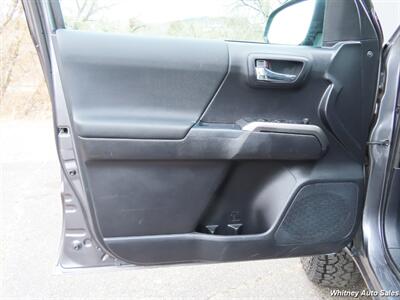 2021 Toyota Tacoma TRD Off-Road   - Photo 10 - Durango, CO 81301