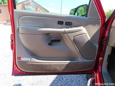 2002 GMC Sierra 3500 SLT   - Photo 10 - Durango, CO 81301