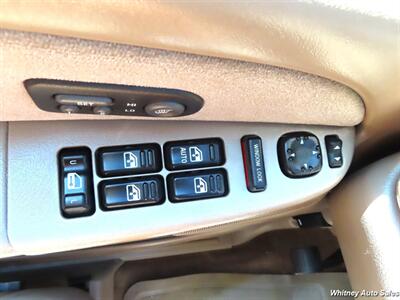 2002 GMC Sierra 3500 SLT   - Photo 11 - Durango, CO 81301
