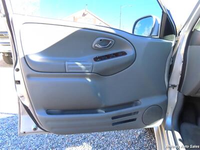 2004 Suzuki XL7 LX  4WD - Photo 9 - Durango, CO 81301