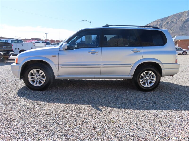 2004 Suzuki XL7 LX  4WD