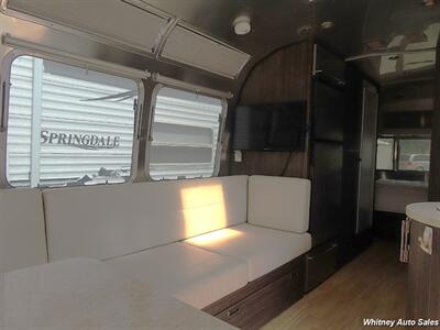 2018 Air Stream International Signature 25FB   - Photo 15 - Durango, CO 81301