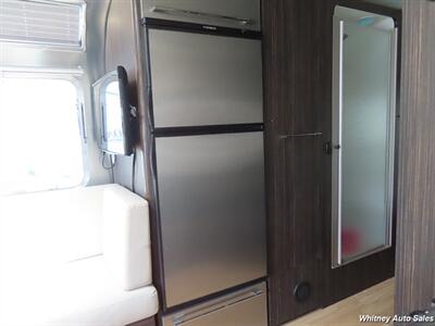 2018 Air Stream International Signature 25FB   - Photo 24 - Durango, CO 81301