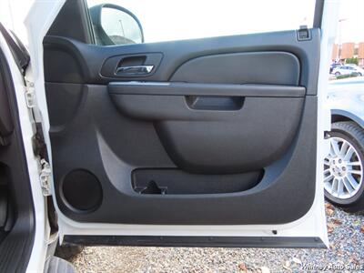 2013 Chevrolet Suburban Fleet - Photo 16 - Durango, CO 81301