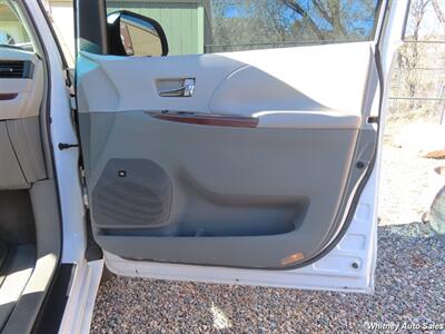 2011 Toyota Sienna XLE 7-Passenger  AWD - Photo 19 - Durango, CO 81301