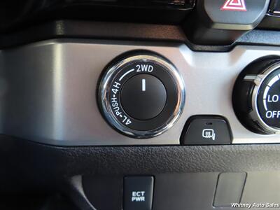 2017 Toyota Tacoma SR V6   - Photo 16 - Durango, CO 81301