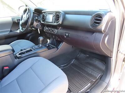 2017 Toyota Tacoma SR V6   - Photo 19 - Durango, CO 81301
