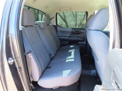 2017 Toyota Tacoma SR V6   - Photo 23 - Durango, CO 81301