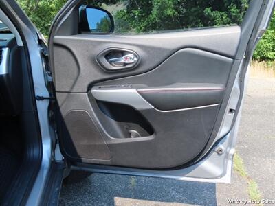 2018 Jeep Cherokee Trailhawk - Photo 19 - Durango, CO 81301