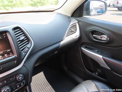2018 Jeep Cherokee Trailhawk - Photo 18 - Durango, CO 81301