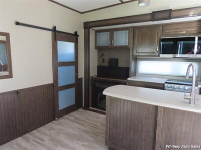 2019 Grand Design Solitude S-Class ST3740BH - Photo 17 - Durango, CO 81301