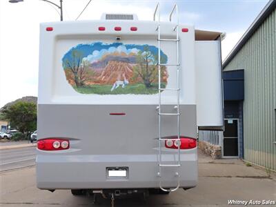2004 Four Winds Hurricane Series Class A   - Photo 5 - Durango, CO 81301