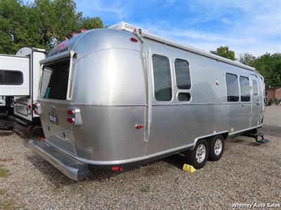 2015 Airstream Flying Cloud 28RQB - Photo 2 - Durango, CO 81301