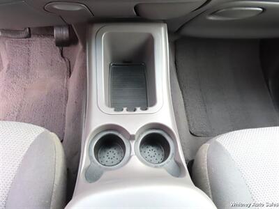 2001 Ford Expedition XLT 4WD - Photo 16 - Durango, CO 81301