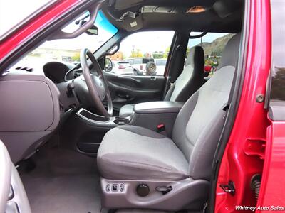 2001 Ford Expedition XLT 4WD - Photo 11 - Durango, CO 81301