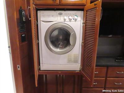 2015 Fleetwood Bounder 35K   - Photo 20 - Durango, CO 81301