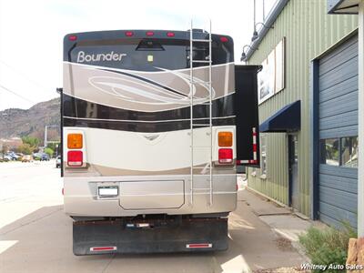 2015 Fleetwood Bounder 35K   - Photo 5 - Durango, CO 81301