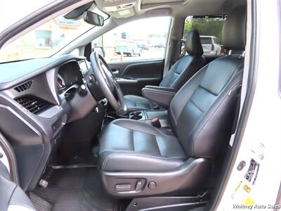 2020 Toyota Sienna SE 7-Passenger   - Photo 16 - Durango, CO 81301