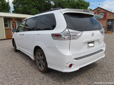 2020 Toyota Sienna SE 7-Passenger   - Photo 8 - Durango, CO 81301