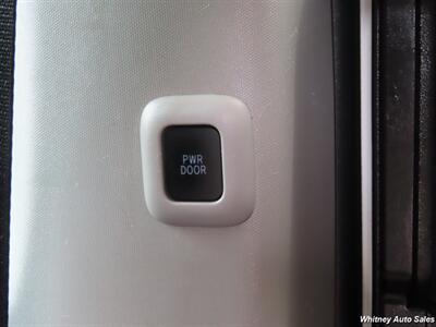 2020 Toyota Sienna SE 7-Passenger   - Photo 42 - Durango, CO 81301