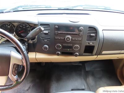 2008 Chevrolet Silverado 2500 HD Work Truck - Photo 17 - Durango, CO 81301