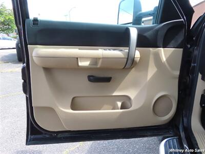 2008 Chevrolet Silverado 2500 HD Work Truck - Photo 10 - Durango, CO 81301