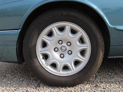 2001 Jaguar XJ8 XJ8L   - Photo 13 - Durango, CO 81301