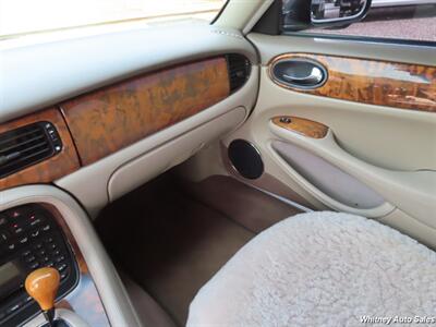 2001 Jaguar XJ8 XJ8L   - Photo 26 - Durango, CO 81301