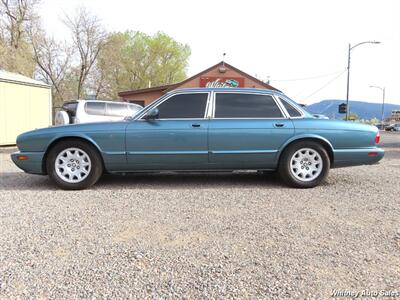 2001 Jaguar XJ8 XJ8L   - Photo 5 - Durango, CO 81301