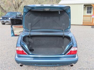 2001 Jaguar XJ8 XJ8L   - Photo 14 - Durango, CO 81301