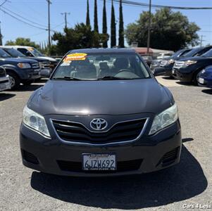 2010 Toyota Camry LE   - Photo 2 - Merced, CA 95341