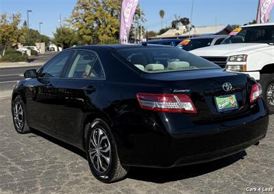 2011 Toyota Camry LE   - Photo 4 - Merced, CA 95341