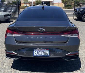 2022 Hyundai Elantra SEL - Photo 6 - Merced, CA 95341