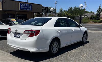 2012 Toyota Camry LE   - Photo 4 - Merced, CA 95341