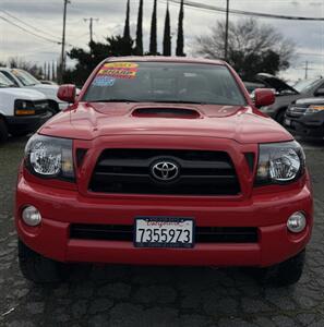 2005 Toyota Tacoma V6  4x4 Sport - Photo 2 - Merced, CA 95341
