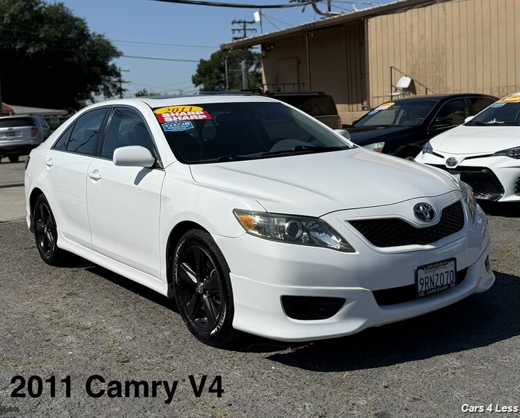 2011 Toyota Camry SE   - Photo 1 - Merced, CA 95341