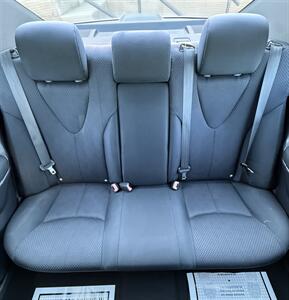 2011 Toyota Camry SE   - Photo 6 - Merced, CA 95341