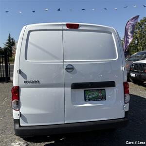 2015 Nissan NV200 S   - Photo 6 - Merced, CA 95341
