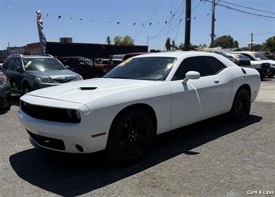 2018 Dodge Challenger SXT Plus   - Photo 2 - Merced, CA 95341
