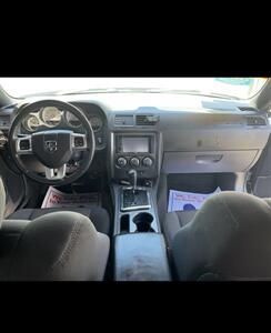 2013 Dodge Challenger SXT - Photo 5 - Merced, CA 95341